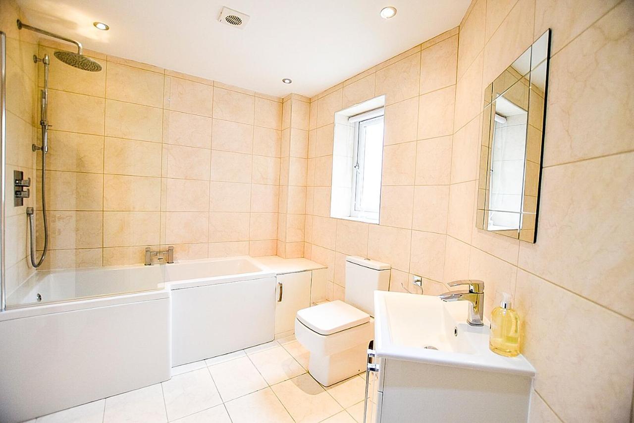Sunderland Short Stays 2 Bedroom Apartment Free Parking Fulwell Sr6 Extérieur photo
