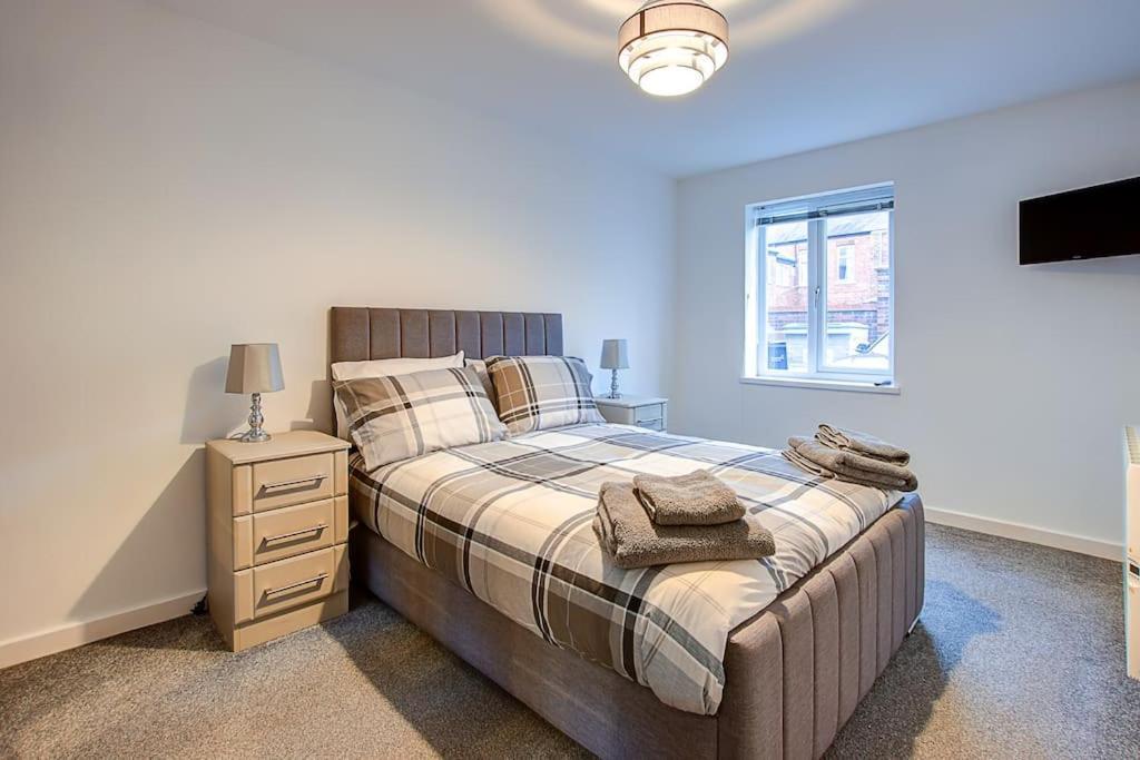 Sunderland Short Stays 2 Bedroom Apartment Free Parking Fulwell Sr6 Extérieur photo